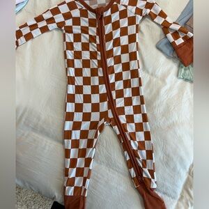 Blake and Rae Rust checkered bamboo sleeper